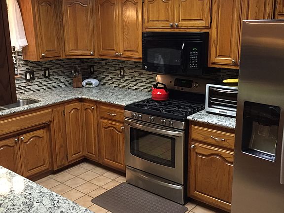 New kitchen and SS appliance