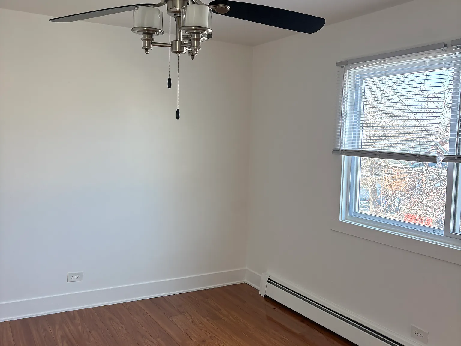 2 bed, $1,400 — Photo 4