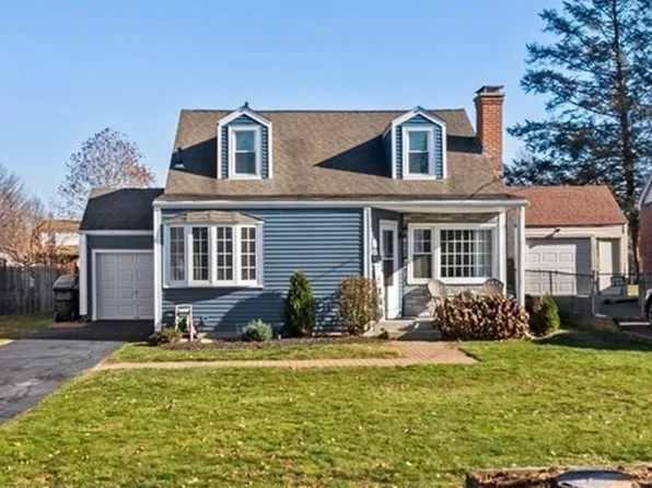 83 Pennsylvania Ave, Springfield, MA 01118