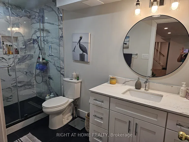 33 Country Heights Dr — Photo 9