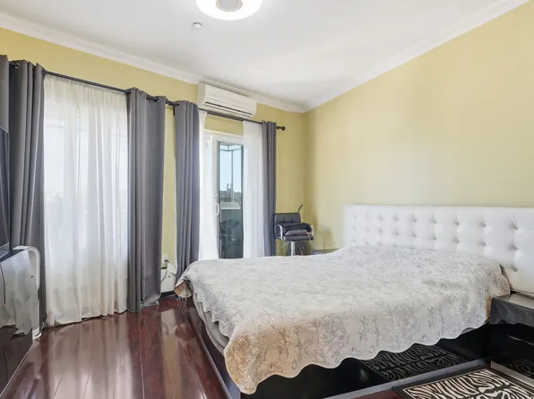 4051 Nostrand Avenue image 30 of 37