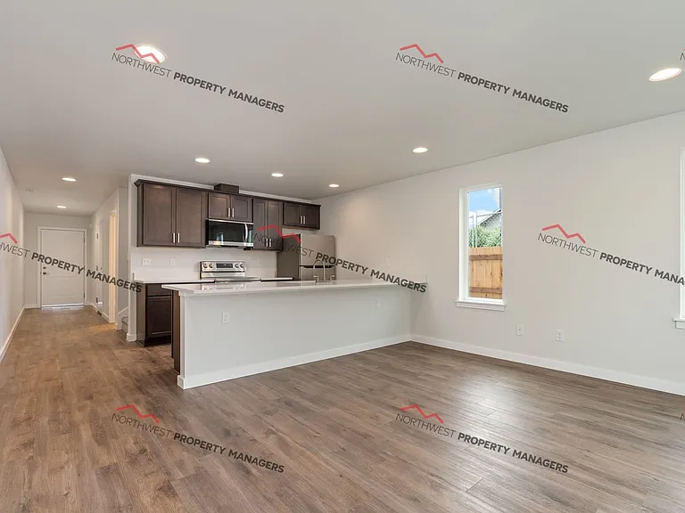 208 E Stella St #805-813 — Photo 29