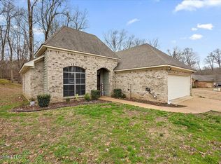 106 Rockbridge Xing, Clinton, MS 39056
