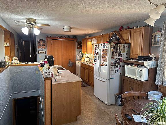 2nd image of 2115 134th Ave