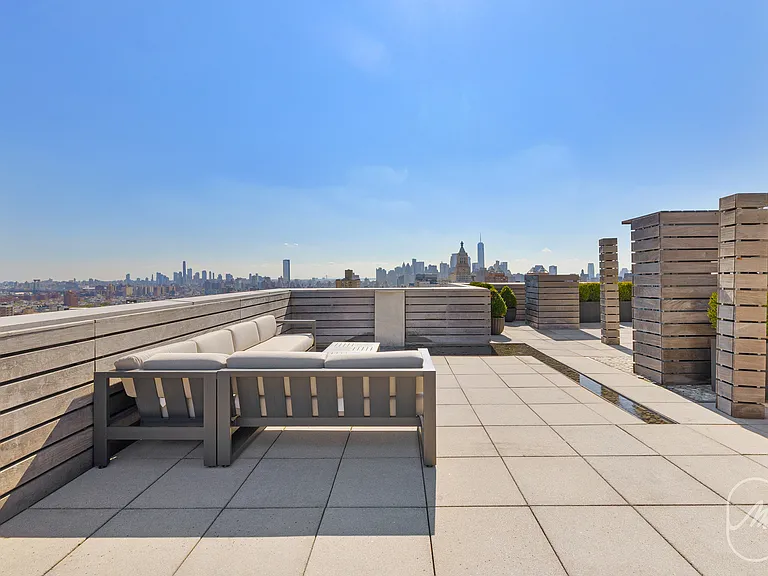 290 3rd Ave #23D — Photo 10