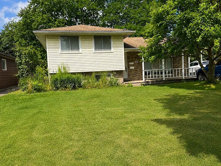 92 McGill St #LOWER — Photo 1