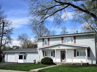 927 N 10th St, Decatur, IN 46733