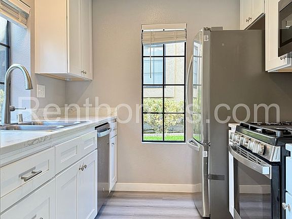 5th image of 13272 Wimberly Sq Unit 217