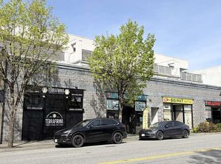22347 Lougheed Hwy #204, Maple Ridge, BC V2X2T3
