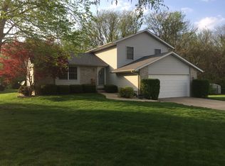 2625 Prestwick Pl, Decatur, IL 62521