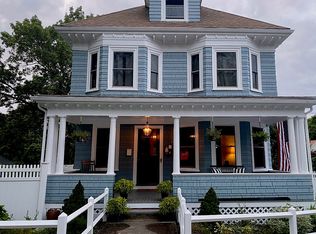 72 Walker Rd, Swampscott, MA 01907