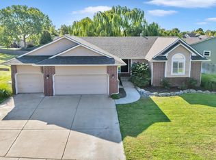 238 S Jamestown Cir, Andover, KS 67002