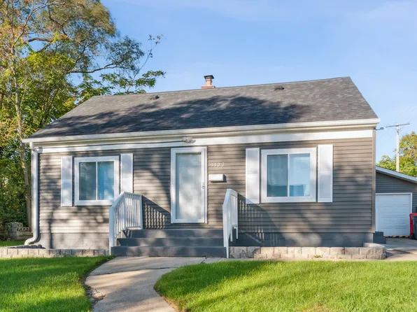 1122 Bigger St, Gary, IN 46404