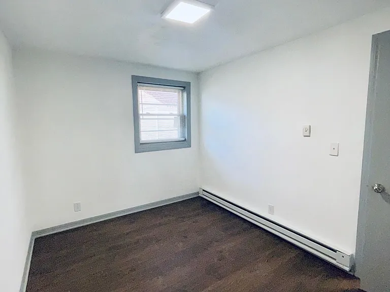 803 Burwood Ave #803 — Photo 16