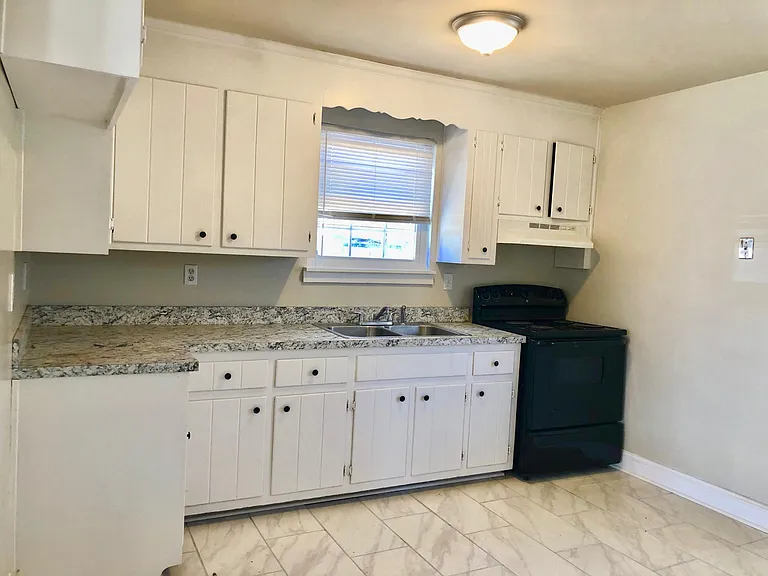 3700 Passage Way Dr — Photo 4