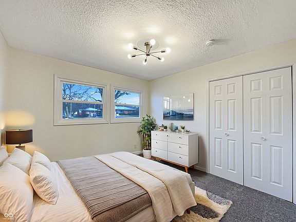 4th image of 7224 Rose Dr