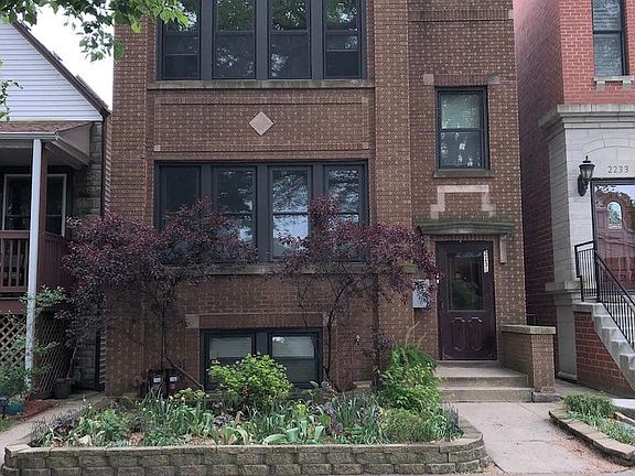2nd image of 2231 W Berwyn Ave #1