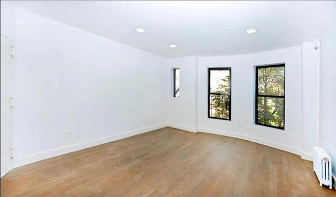 Rented by Parkway CRG Ltd. | media 7