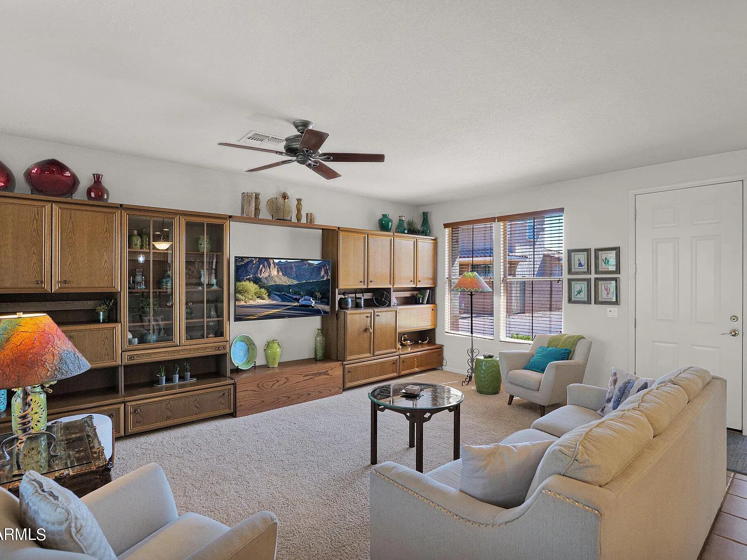 3 bed, 2.5 bath, 2024 sqft, $2,850 — Photo 4