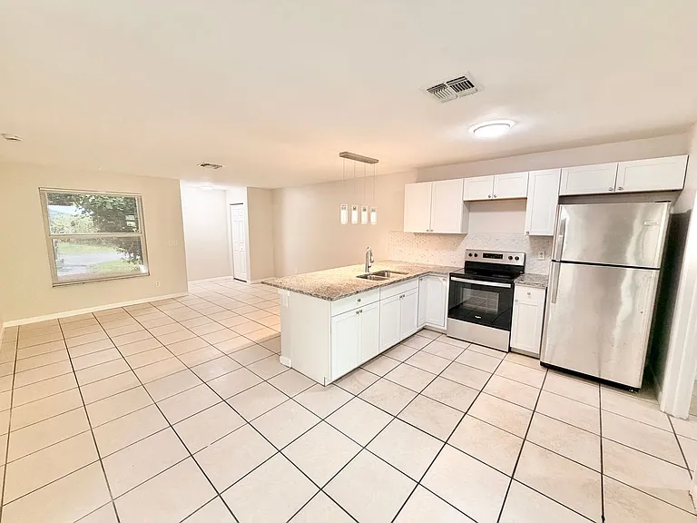 4731 25th Pl SW — Photo 6