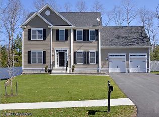 9 Timber Trl, Coventry, RI 02816