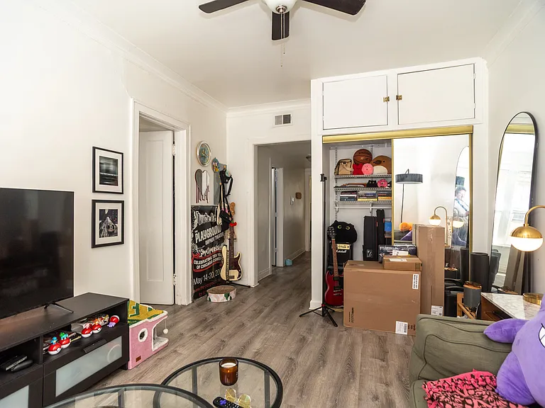 850 1/2 W Agatite Ave #1 — Photo 3