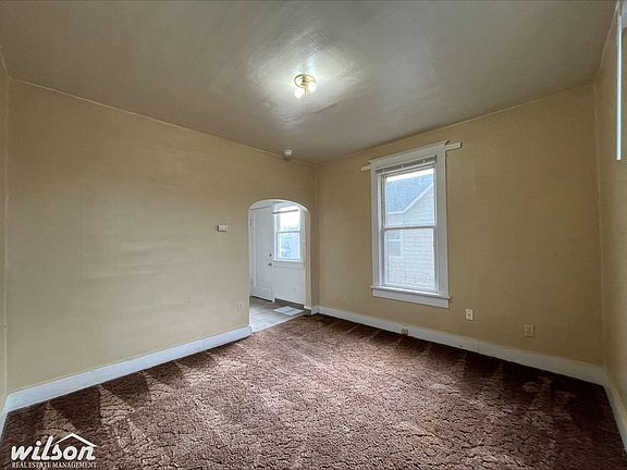 3rd image of 611 S 8th Ave APT 2