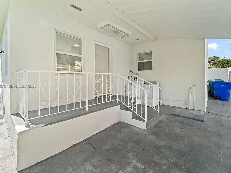255 Beacom Blvd #DOWNSTAIRS — Photo 35
