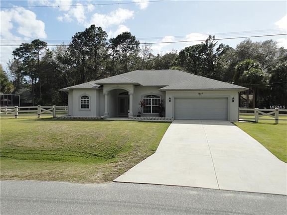 2nd image of 1607 Marilyn Ln