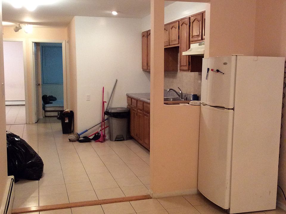 1st image of 17 Bay 37th St #1