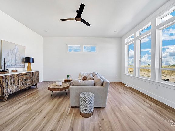 5th image of 2744 Molivia Ct