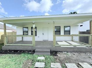 113 E 14th St, Houston, TX 77008