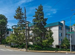 1740 NE 86th St APT 204, Seattle, WA 98115