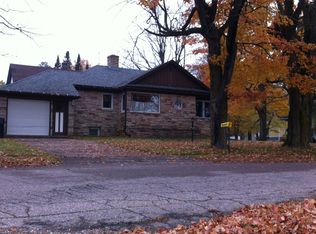 383 High St, Birnamwood, WI 54414
