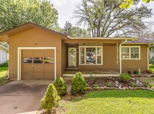 340 S Sunset Ave, Haysville, KS 67060