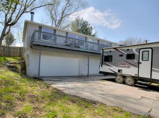 8418 Auburn Ct, Plattsmouth, NE 68048