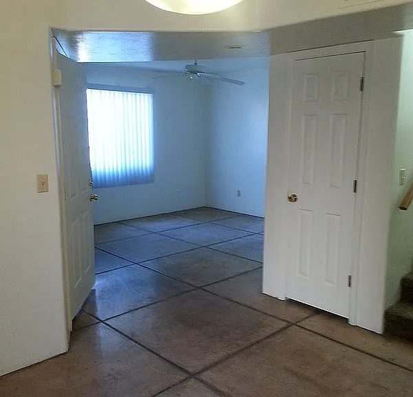 3537 E Glenn St — Photo 27