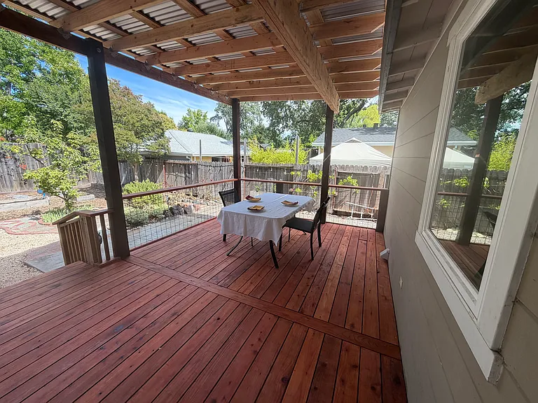 18351 Clayton Ave — Photo 29