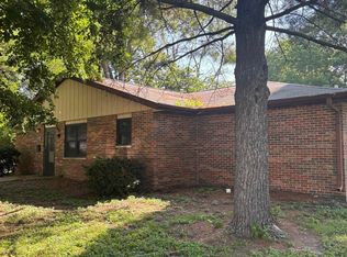 420 S West St, Jacksonville, IL 62650