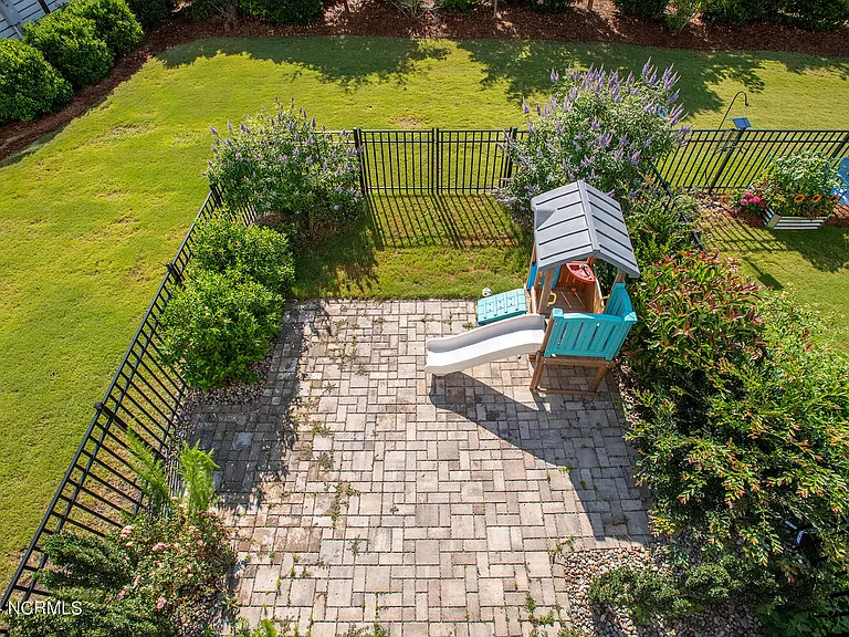 220 Gray Duck Dr — Photo 43