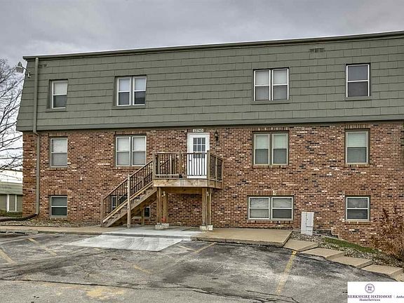 2nd image of 12745 Woodcrest Plz #3314