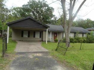 4845 Wyatt St, Beaumont, TX 77705