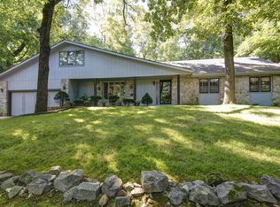 1530 E Farm Road 96, Springfield, MO 65803