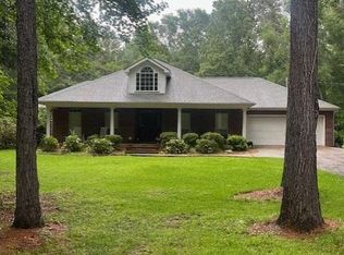 1177 David Benjamin Dr, McComb, MS 39648