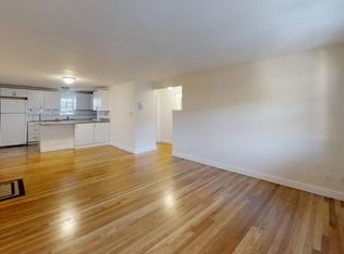 27-2 Arlington Rd #6, Woburn, MA 01801