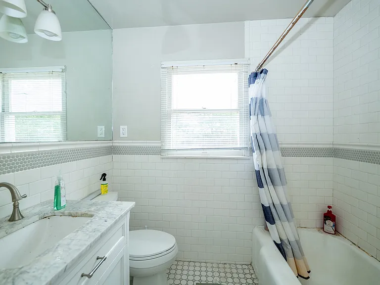 311 Blakeley Dr — Photo 6