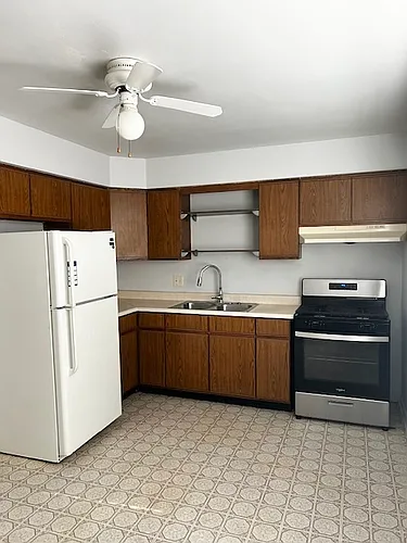 8012 W Grand Ave #3 Photo 1