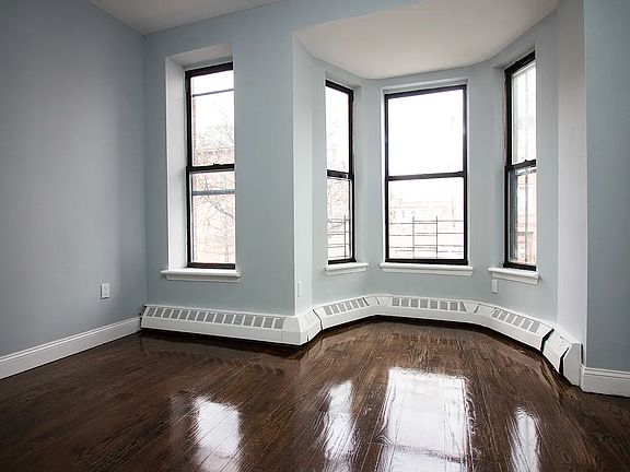 4th image of 952 Bergen St APT 6