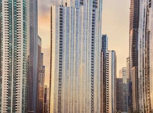 211 N Harbor Dr #4005, Chicago, IL 60601