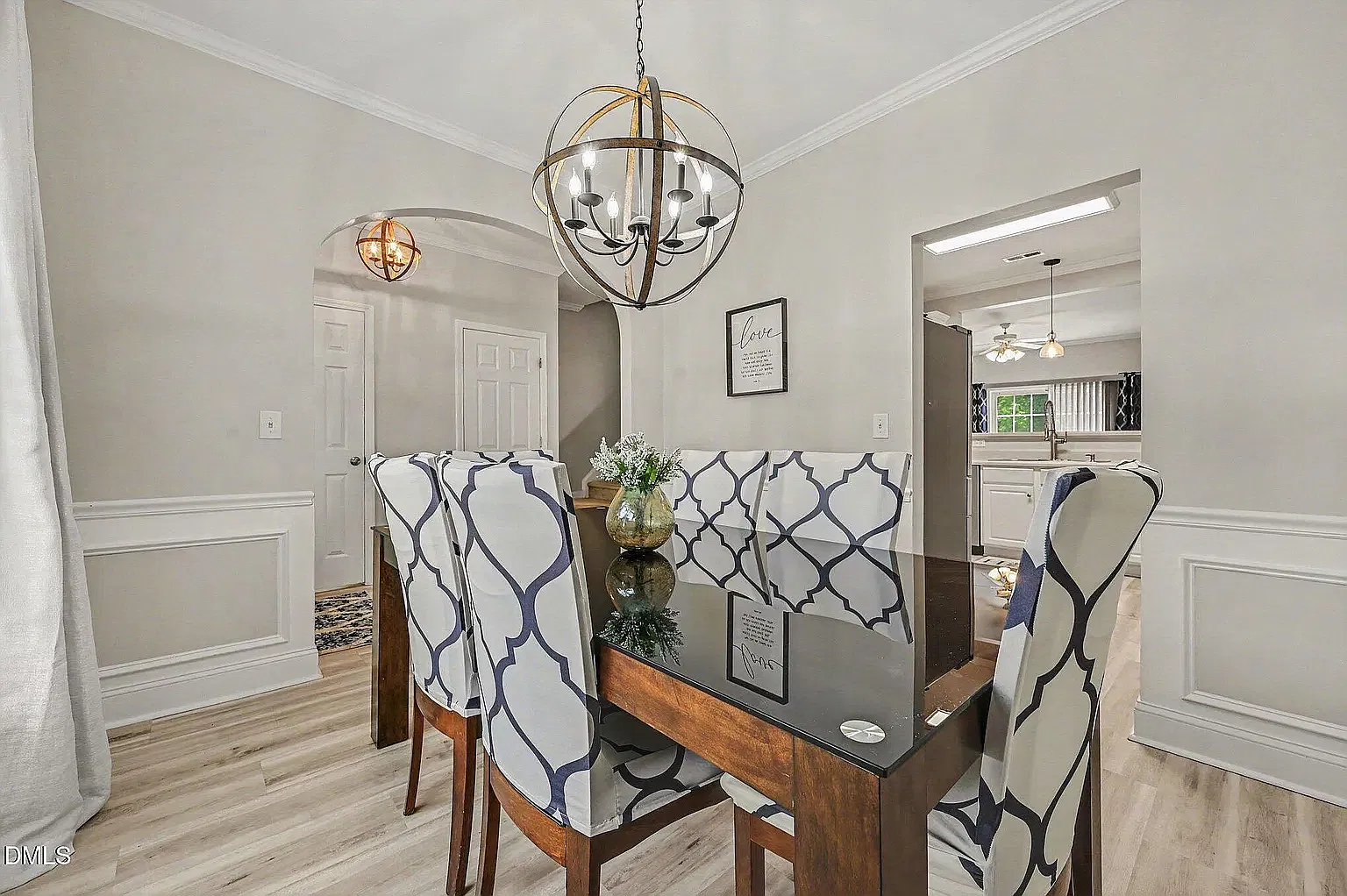 3 bed, 2.5 bath, 1544 sqft, $1,899 — Photo 2
